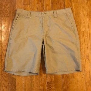 Columbia shorts size 34